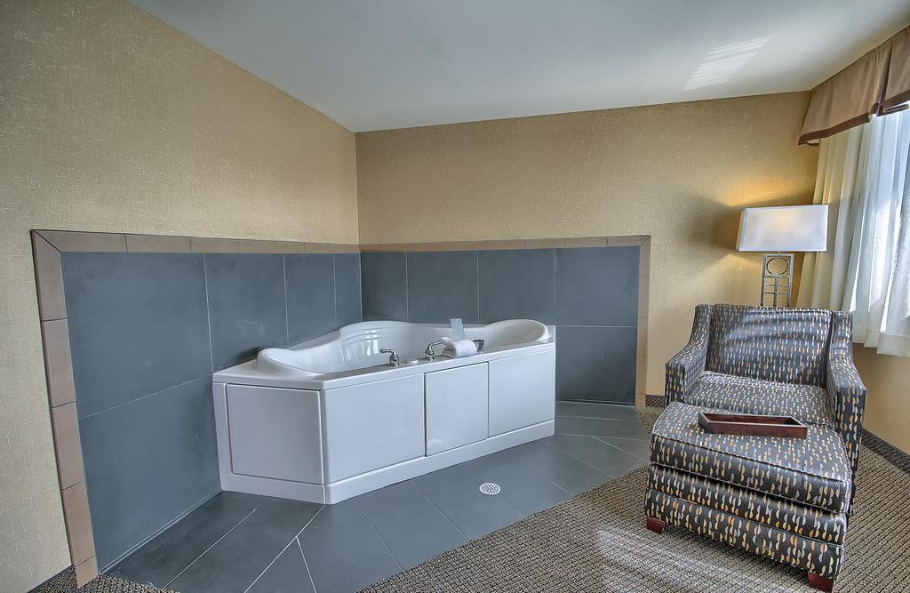 Comfort Inn & Suites Wadsworth Kültér fotó