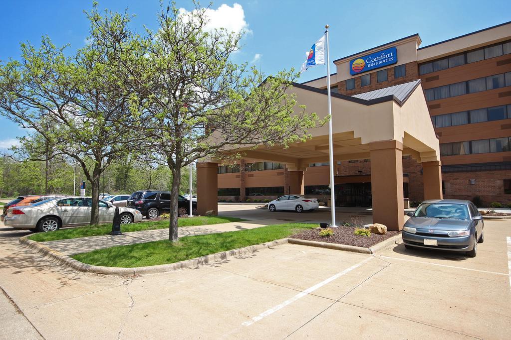 Comfort Inn & Suites Wadsworth Kültér fotó