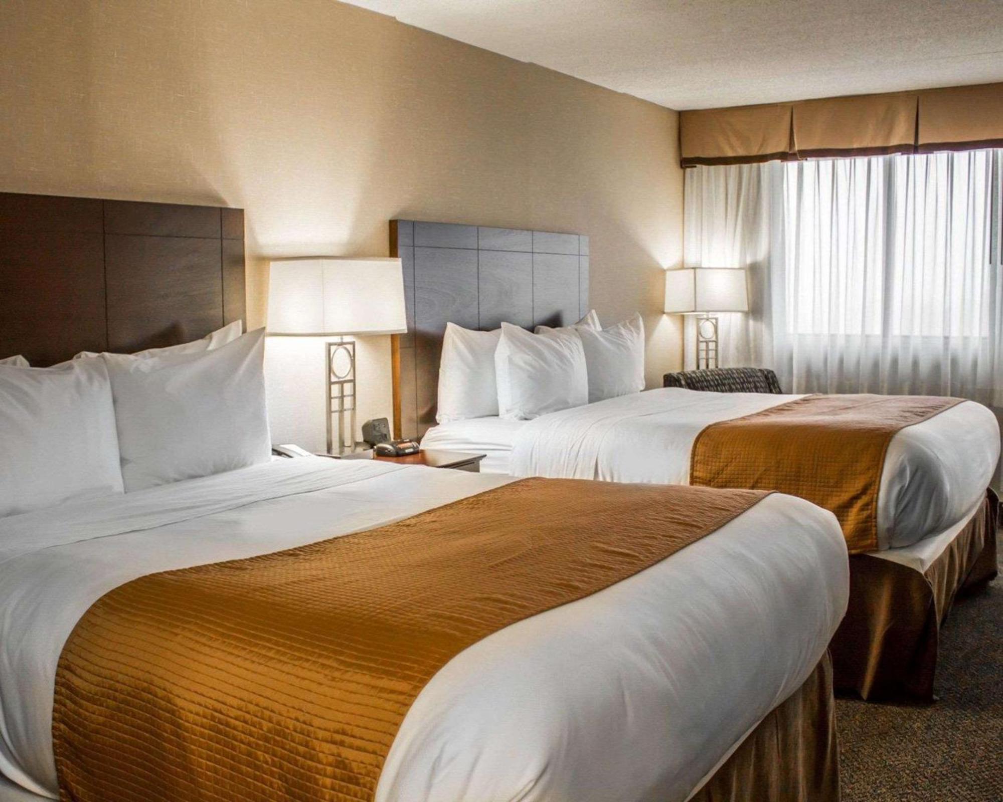 Comfort Inn & Suites Wadsworth Kültér fotó