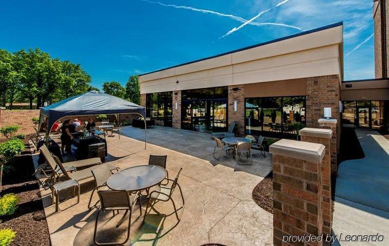 Comfort Inn & Suites Wadsworth Kültér fotó